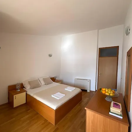 Marelia